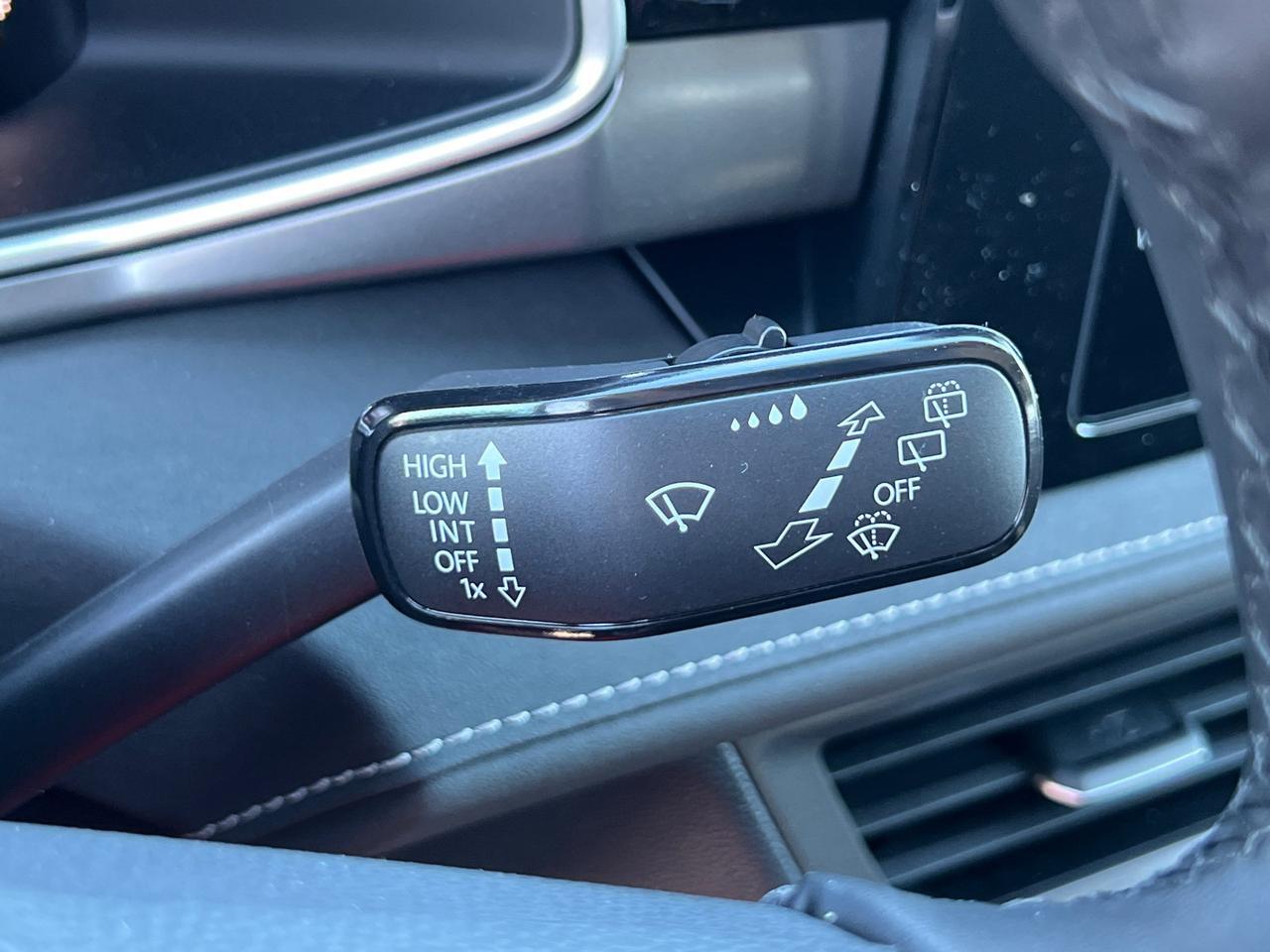 2026 Volkswagen Taos 1.5T SE Black Hagerstown MD