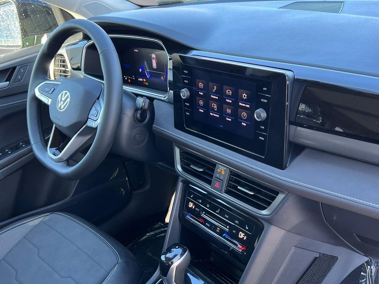 2026 Volkswagen Taos 1.5T SE Black Hagerstown MD