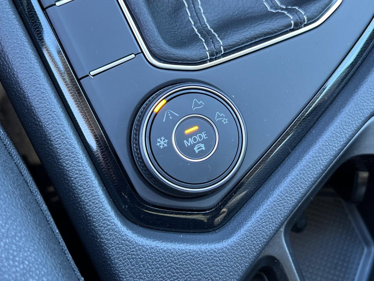 2026 Volkswagen Taos 1.5T SE Black Hagerstown MD