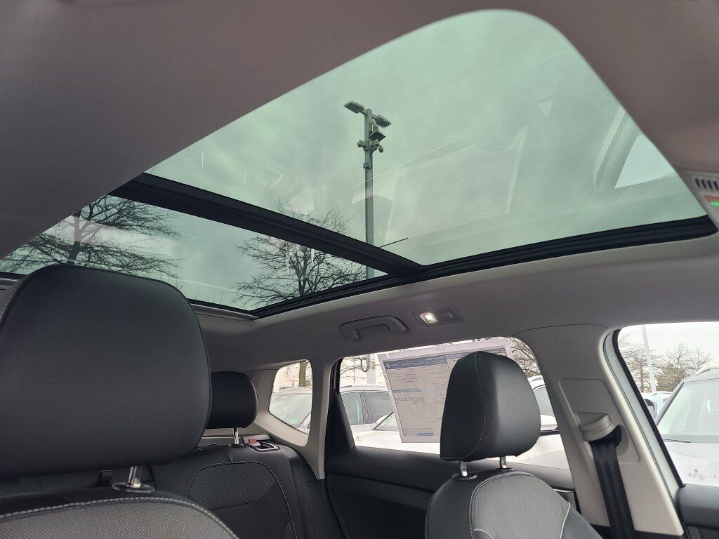 2026 Volkswagen Taos 1.5T SE Black Springfield VA