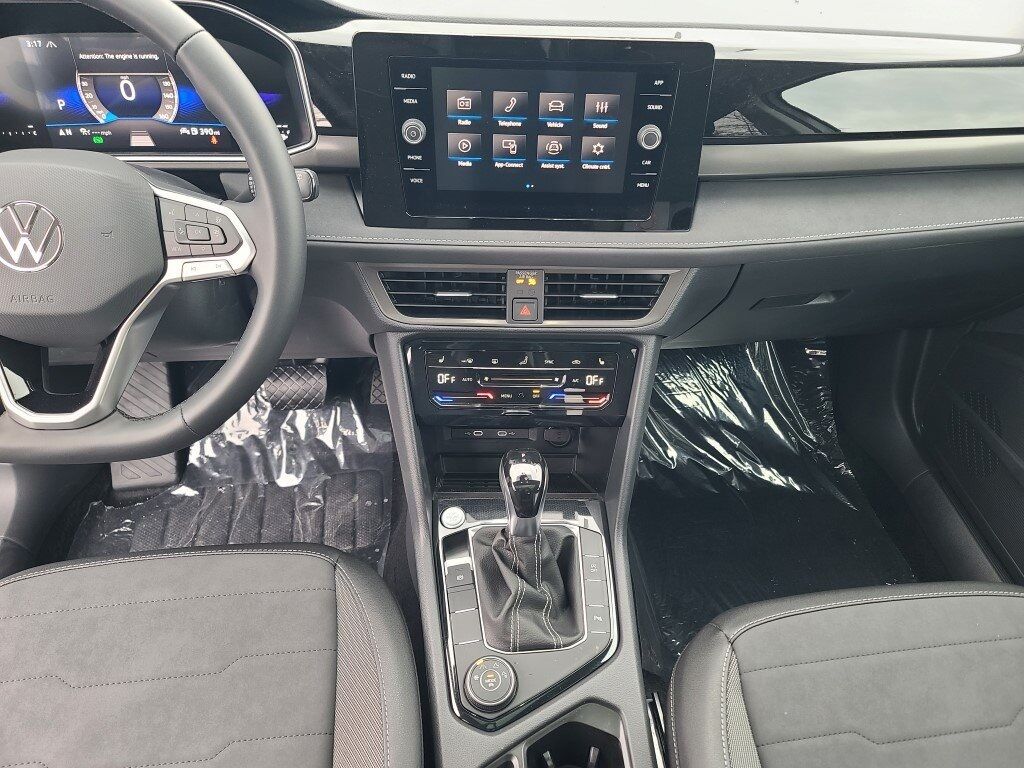 2026 Volkswagen Taos 1.5T SE Black Springfield VA