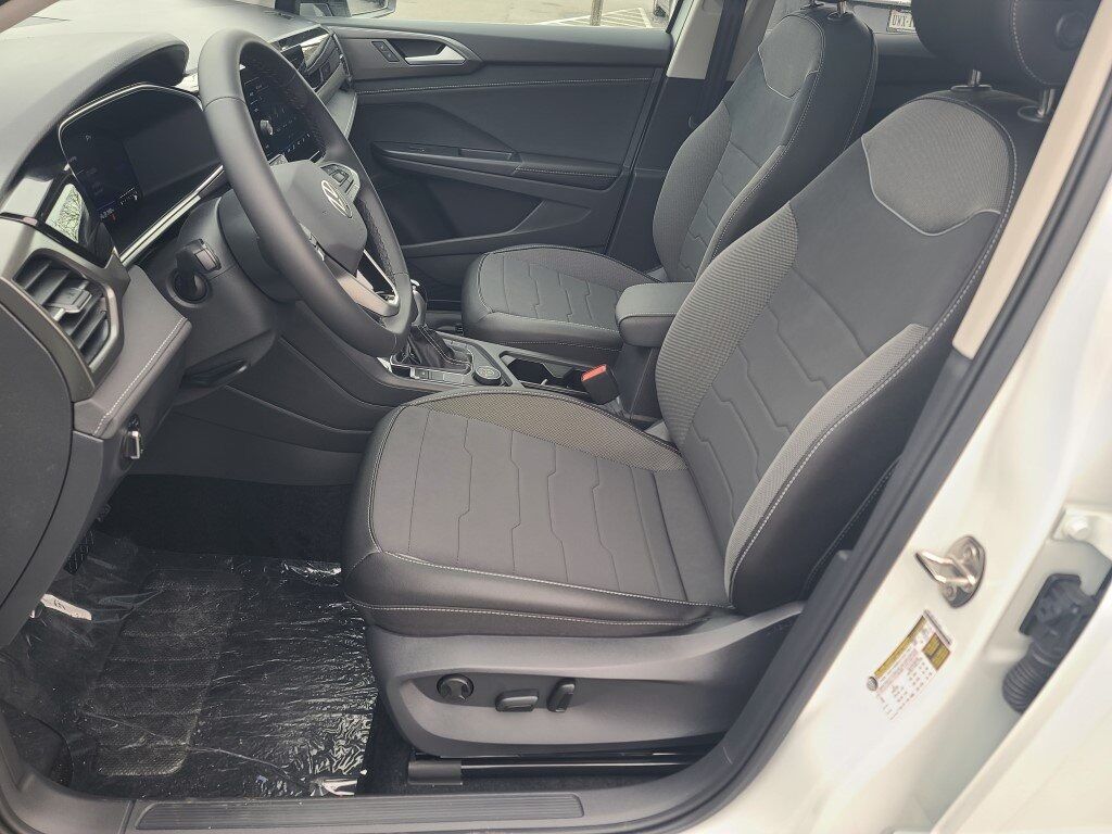 2026 Volkswagen Taos 1.5T SE Black Springfield VA