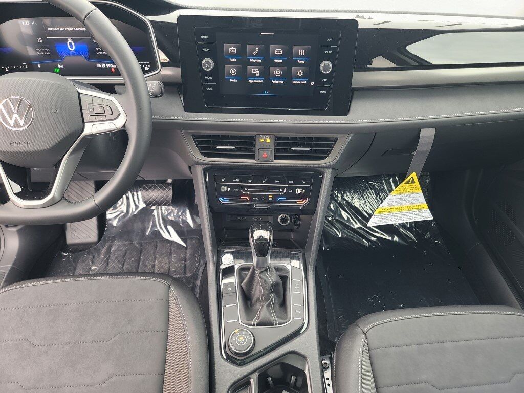 2026 Volkswagen Taos 1.5T SE Black Springfield VA