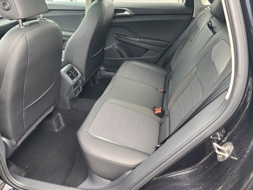 2026 Volkswagen Taos 1.5T SE Black Springfield VA