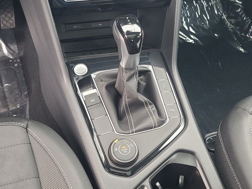 2026 Volkswagen Taos 1.5T SE Black Springfield VA