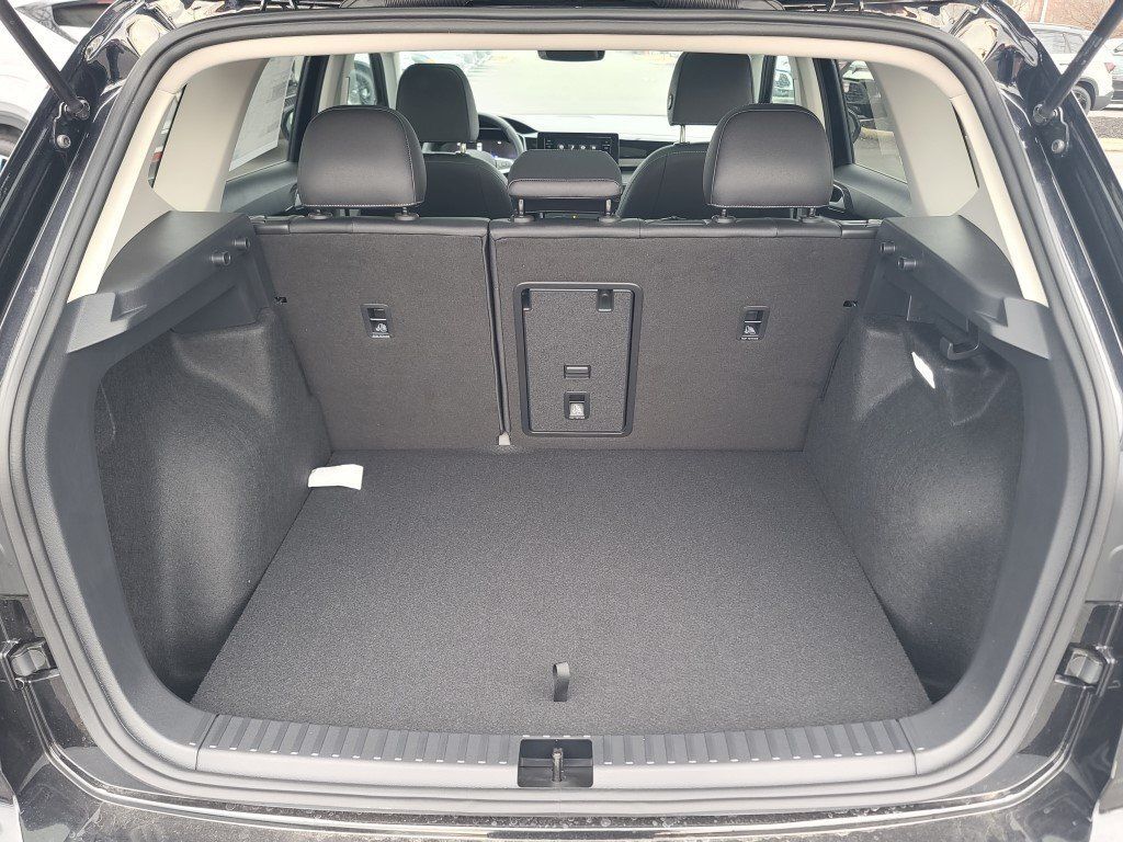 2026 Volkswagen Taos 1.5T SE Black Springfield VA