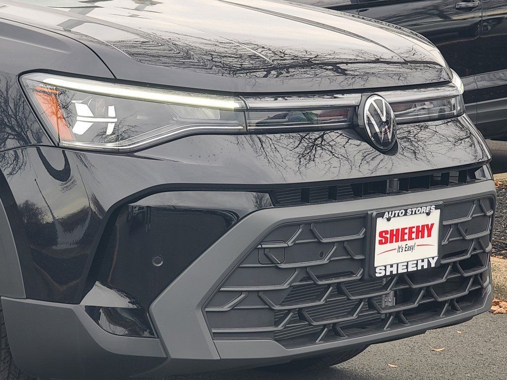 2026 Volkswagen Taos 1.5T SE Black Springfield VA