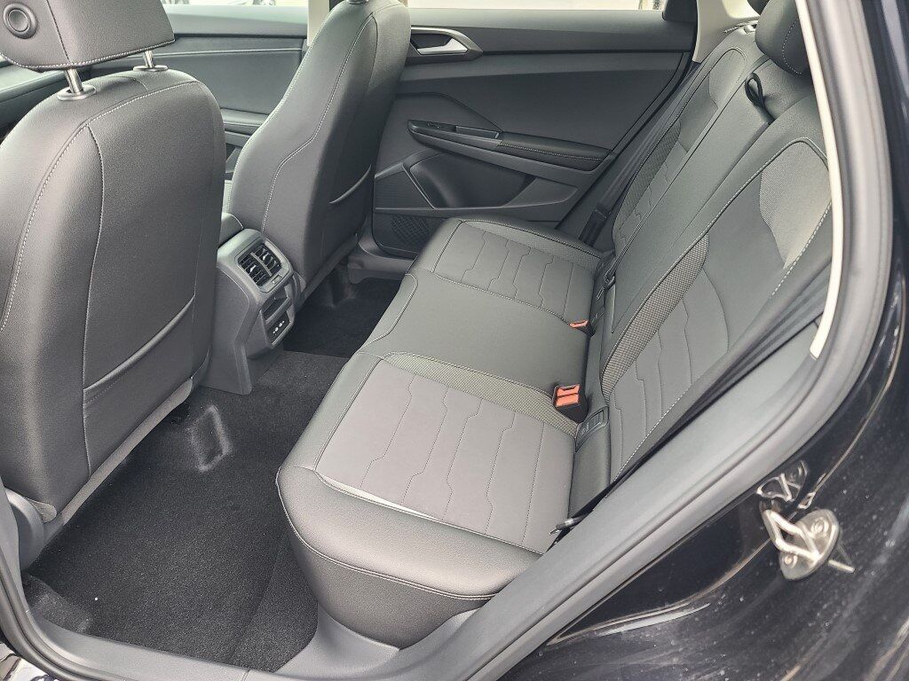 2026 Volkswagen Taos 1.5T SE Black Springfield VA