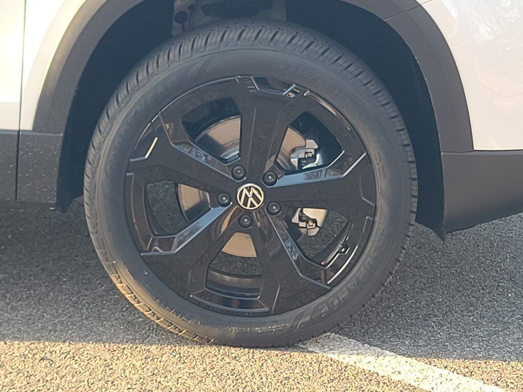 2026 Volkswagen Taos 1.5T SE Black Springfield VA