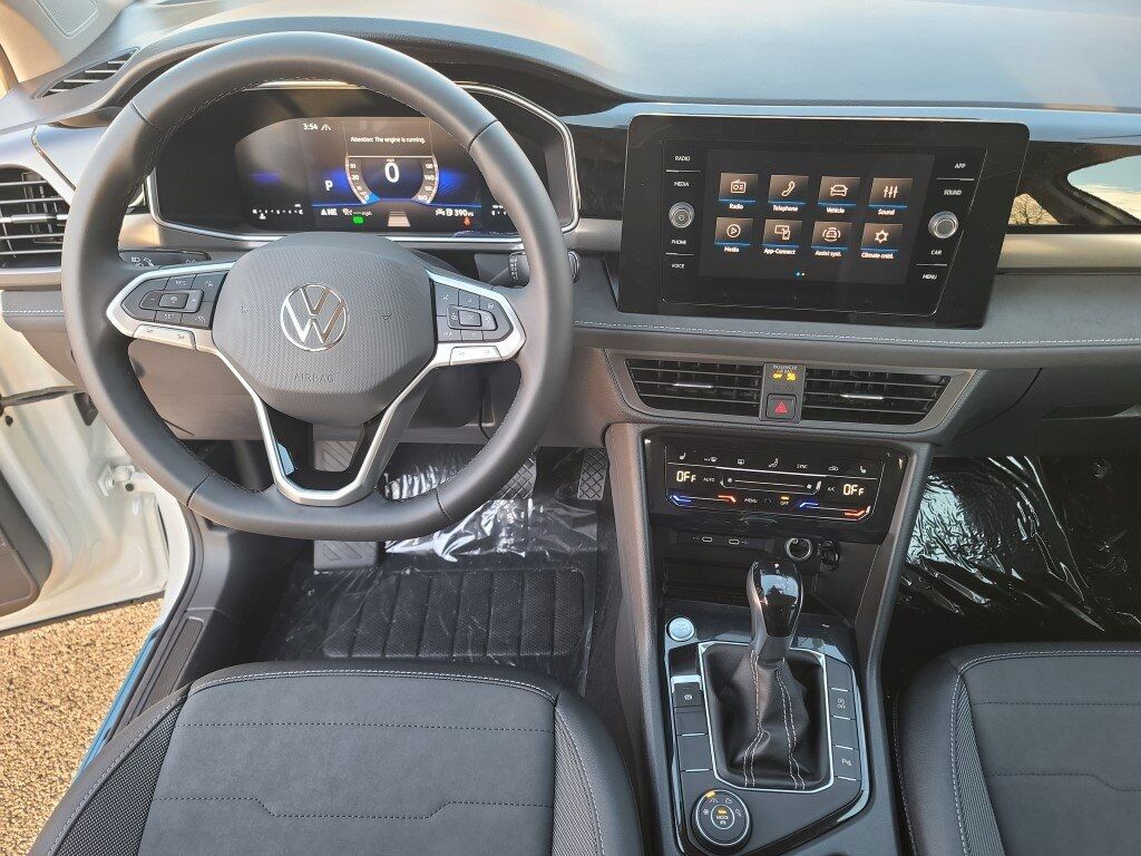 2026 Volkswagen Taos 1.5T SE Black Springfield VA