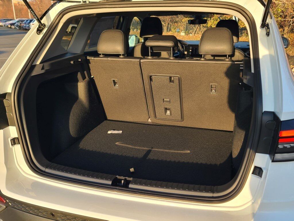 2026 Volkswagen Taos 1.5T SE Black Springfield VA