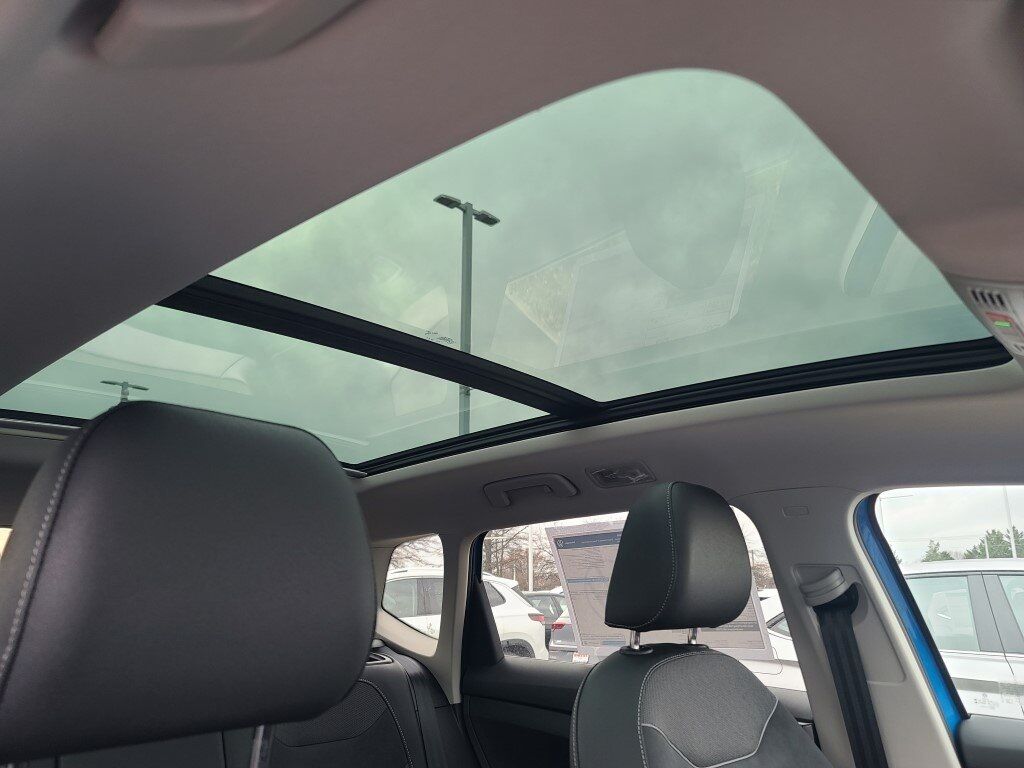 2026 Volkswagen Taos 1.5T SE Black Springfield VA