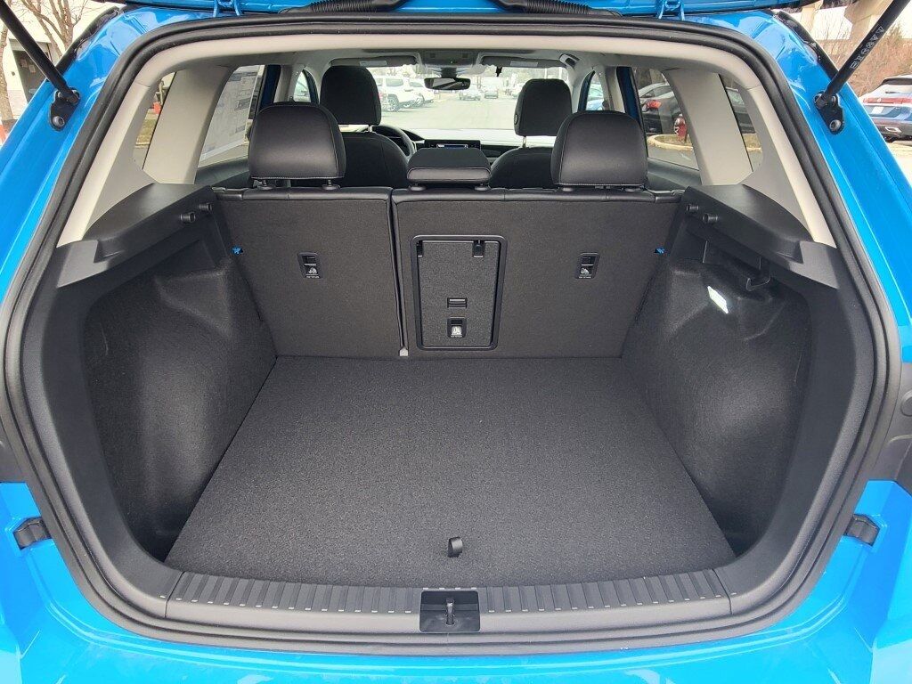 2026 Volkswagen Taos 1.5T SE Black Springfield VA