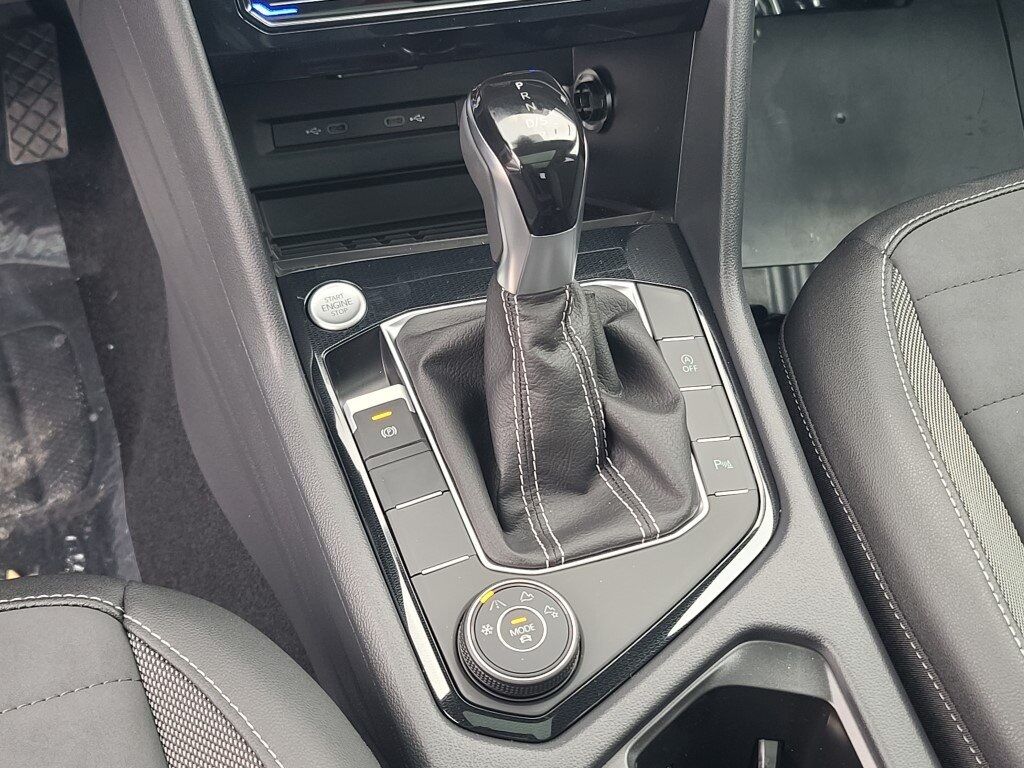 2026 Volkswagen Taos 1.5T SE Black Springfield VA