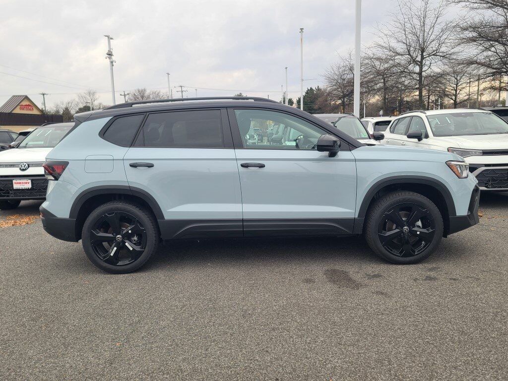 2026 Volkswagen Taos 1.5T SE Black Springfield VA