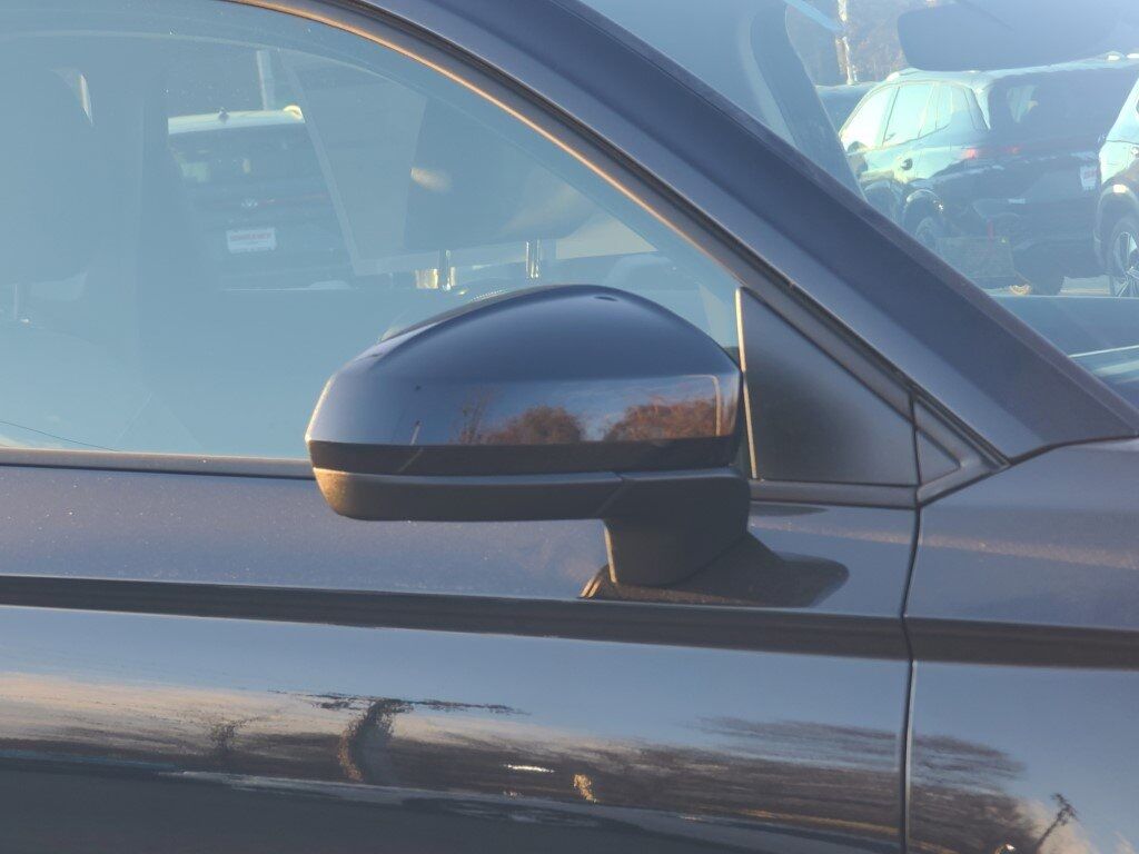 2026 Volkswagen Taos 1.5T SE Black Springfield VA