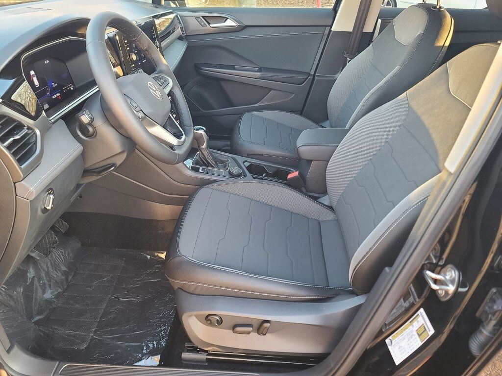 2026 Volkswagen Taos 1.5T SE Black Springfield VA
