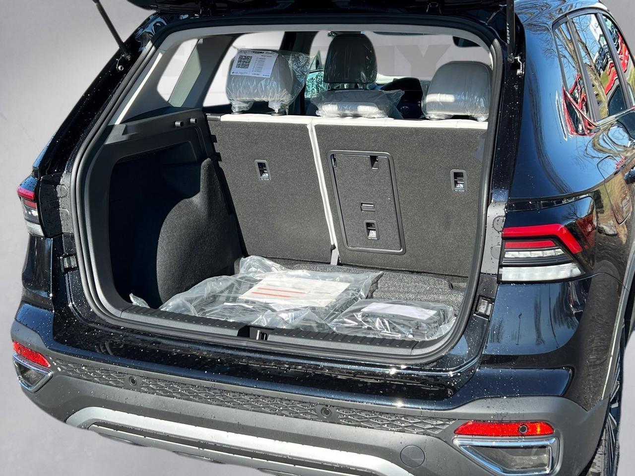 2026 Volkswagen Taos 1.5T SE Hagerstown MD