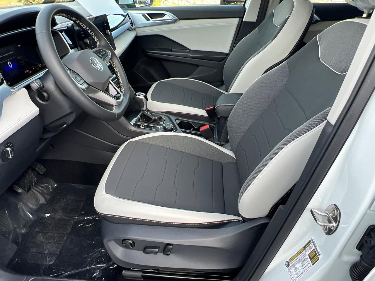 2026 Volkswagen Taos 1.5T SE Hagerstown MD