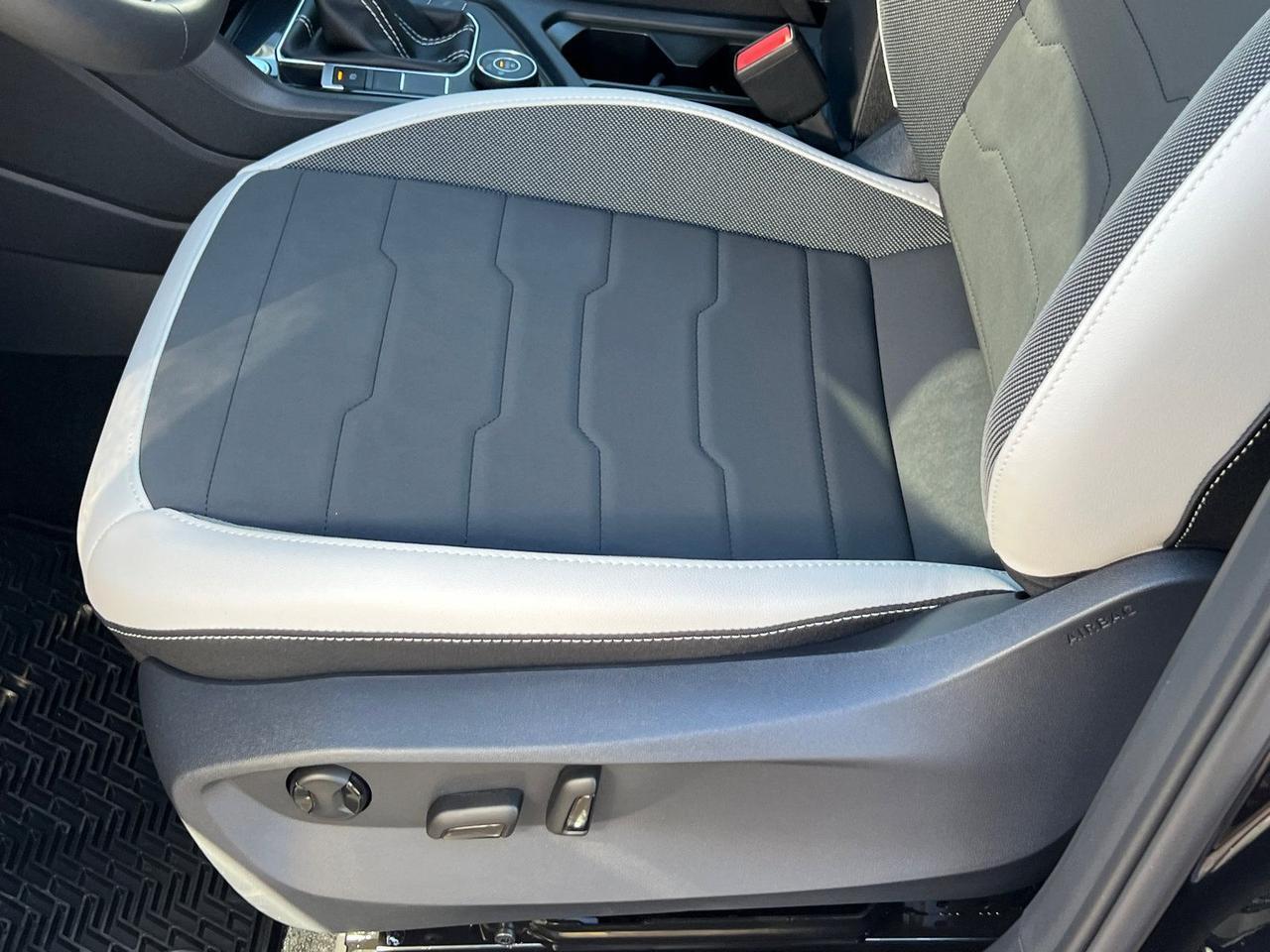 2026 Volkswagen Taos 1.5T SE Hagerstown MD