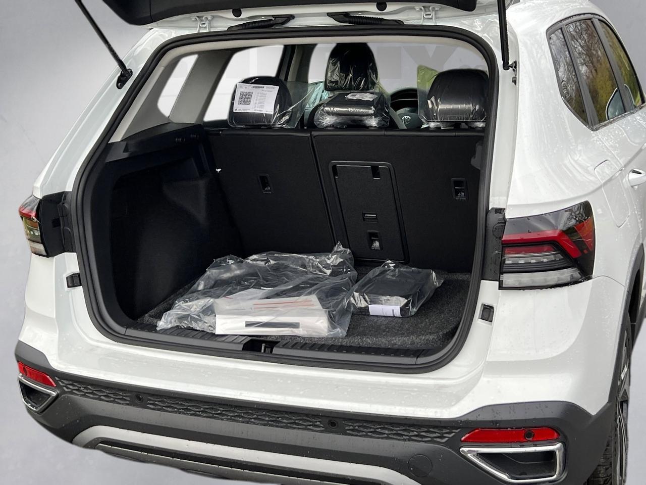 2026 Volkswagen Taos 1.5T SE Hagerstown MD