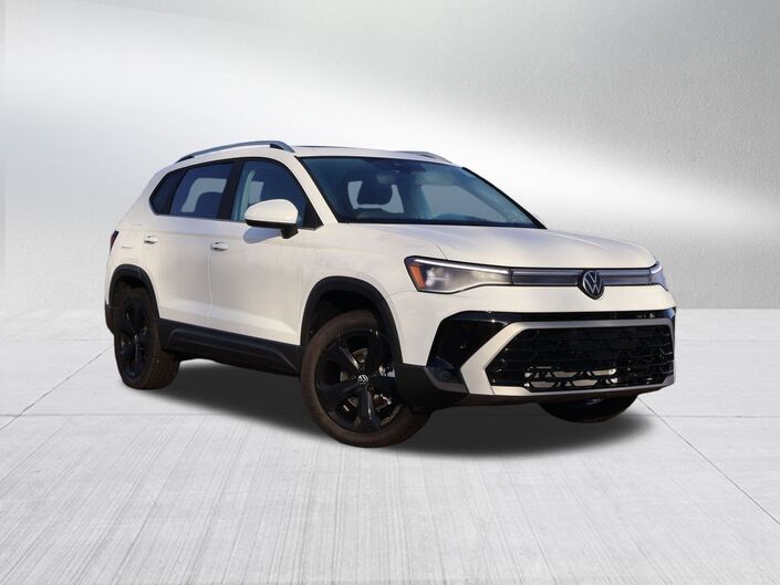 2026 Volkswagen Taos 1.5T SEL Oshkosh WI