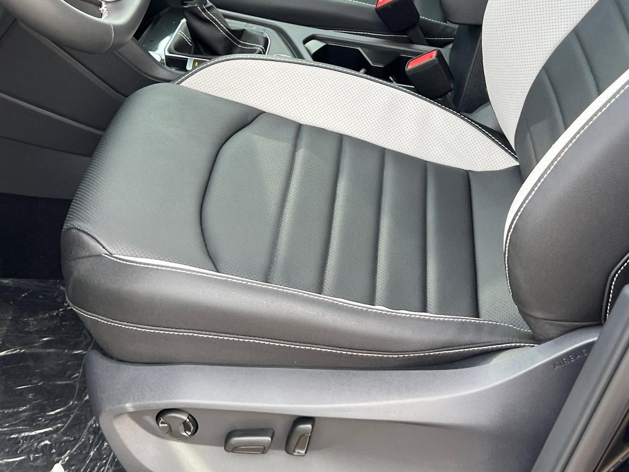 2026 Volkswagen Taos 1.5T SEL Hagerstown MD