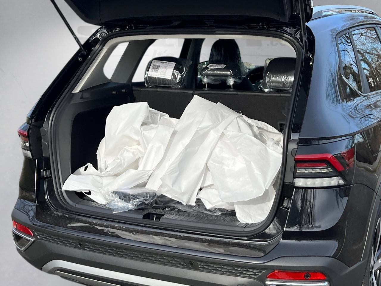 2026 Volkswagen Taos 1.5T SEL Hagerstown MD