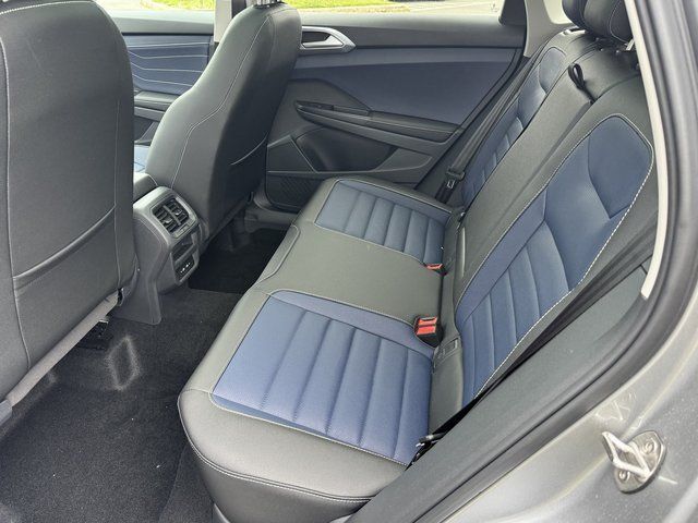 2026 Volkswagen Taos 1.5T SEL Springfield VA