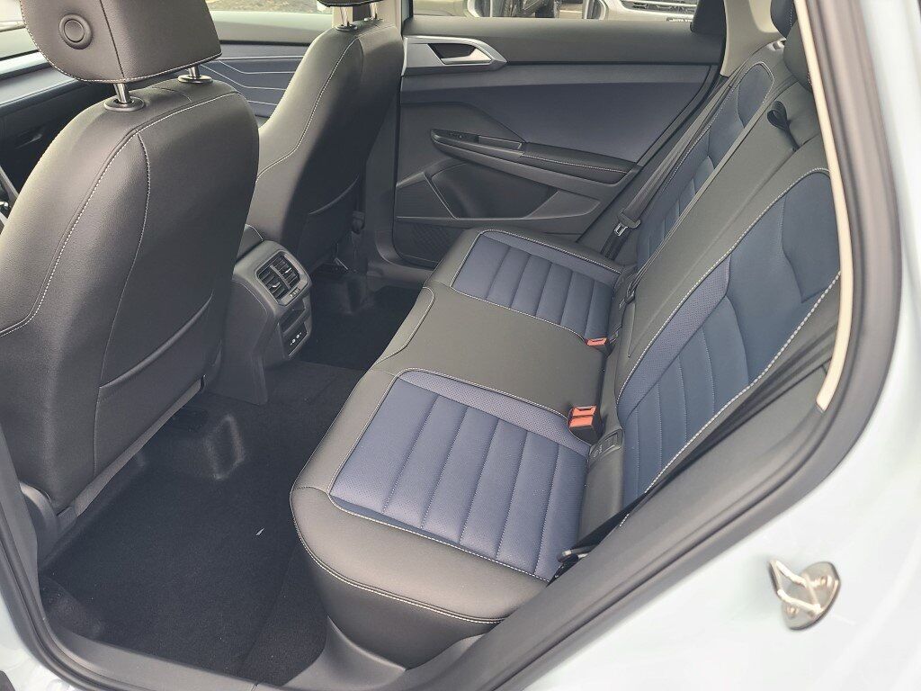 2026 Volkswagen Taos 1.5T SEL Springfield VA