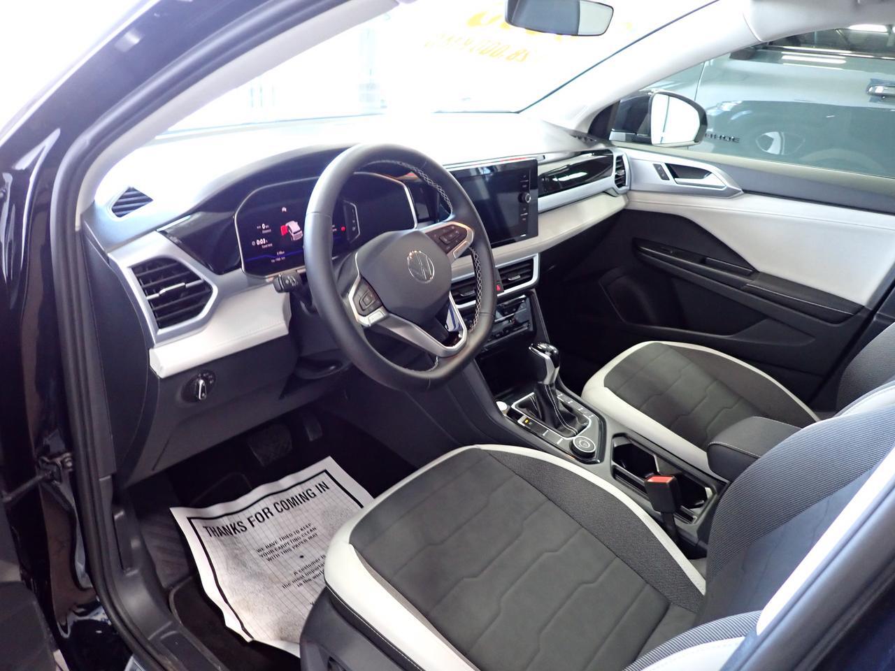 2026 Volkswagen Taos Comfortline 4WD LEATHER NAVI Listowel ON