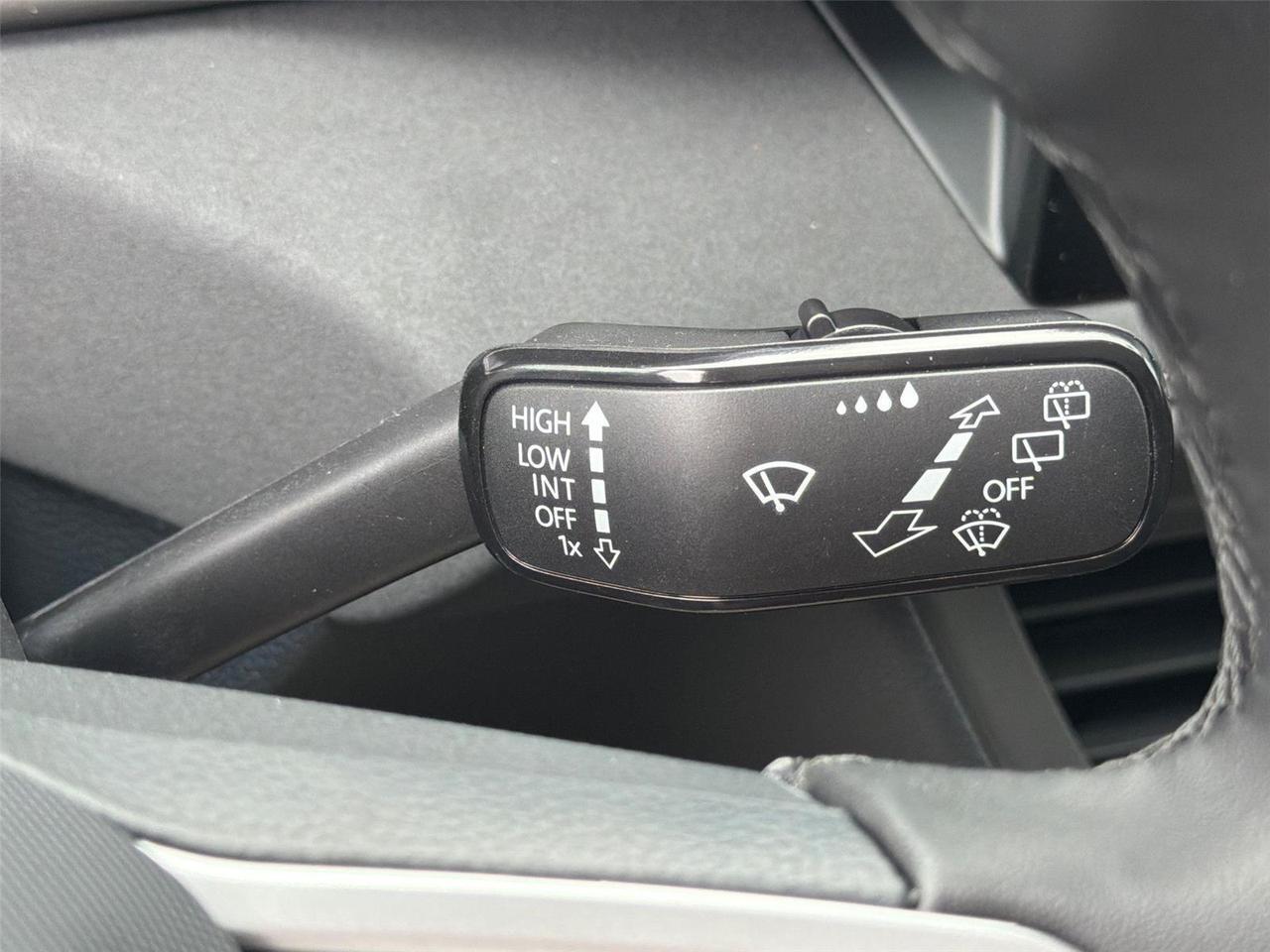 2026 Volkswagen Taos SE Black Hagerstown MD