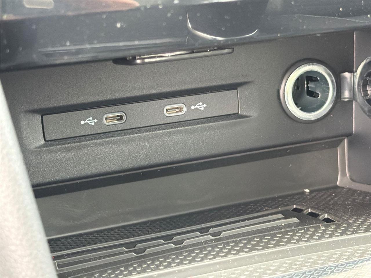 2026 Volkswagen Taos SE Black Hagerstown MD