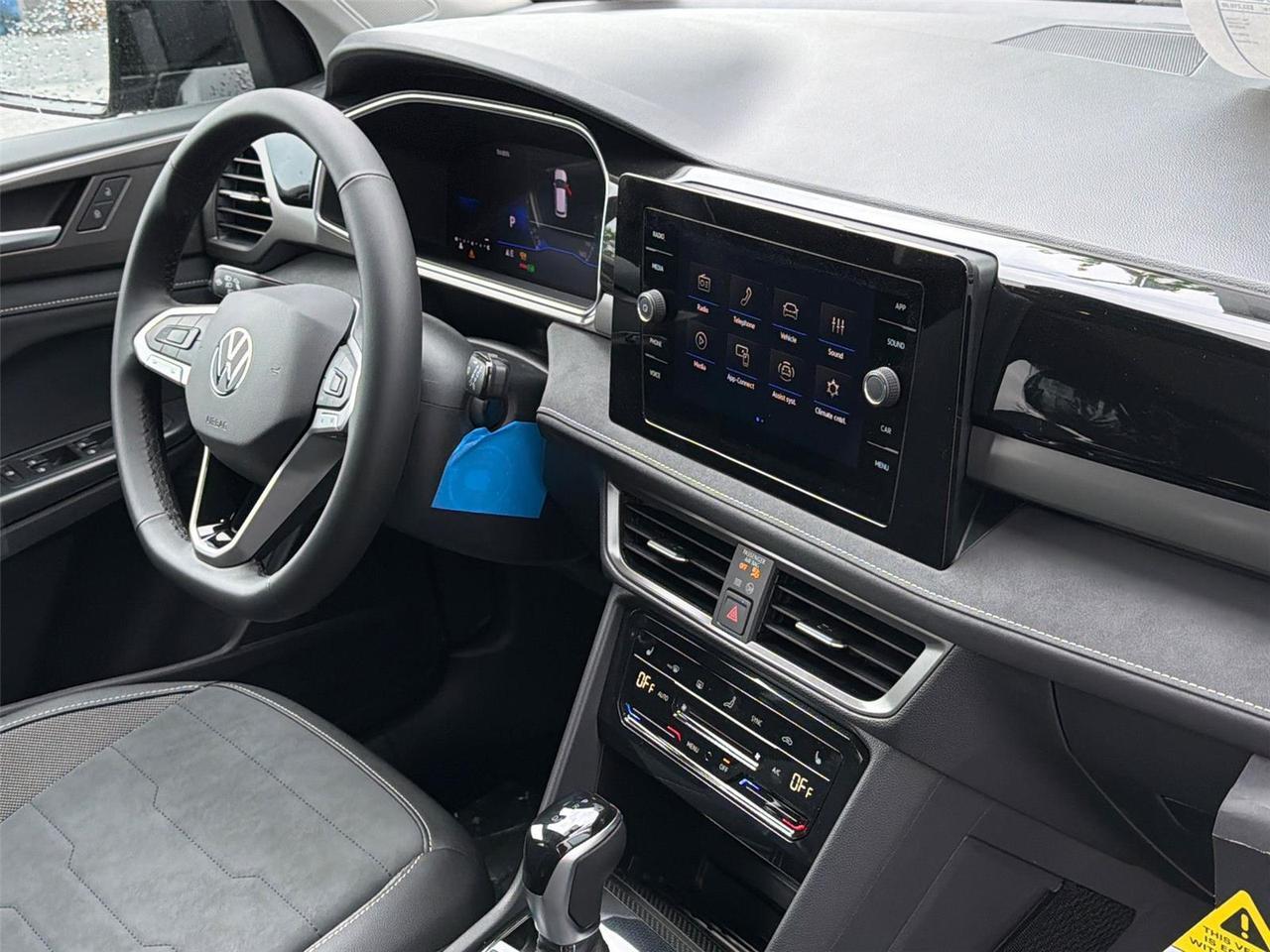 2026 Volkswagen Taos SE Black Hagerstown MD
