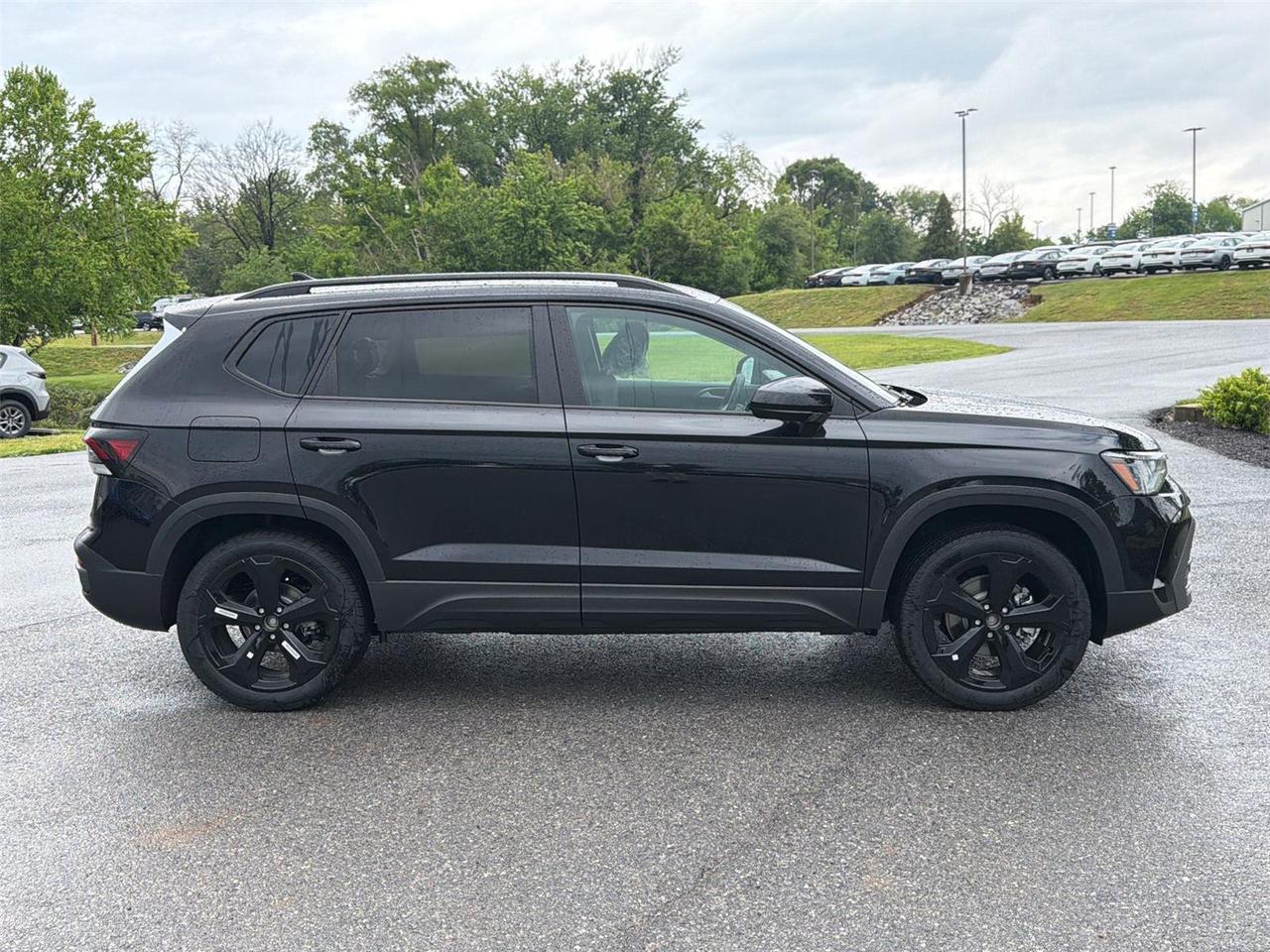 2026 Volkswagen Taos SE Black Hagerstown MD