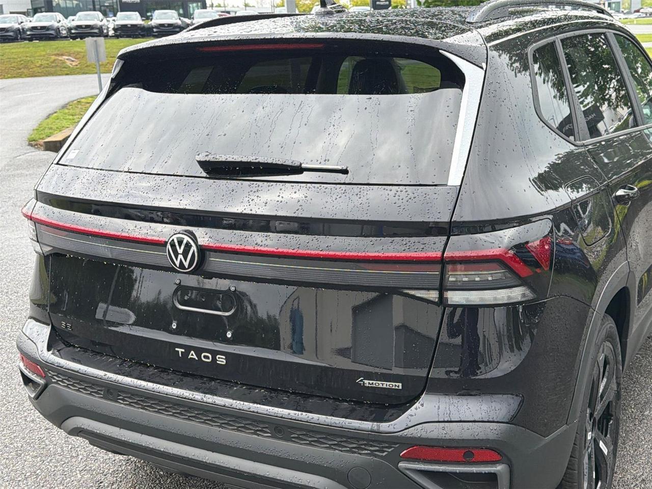 2026 Volkswagen Taos SE Black Hagerstown MD