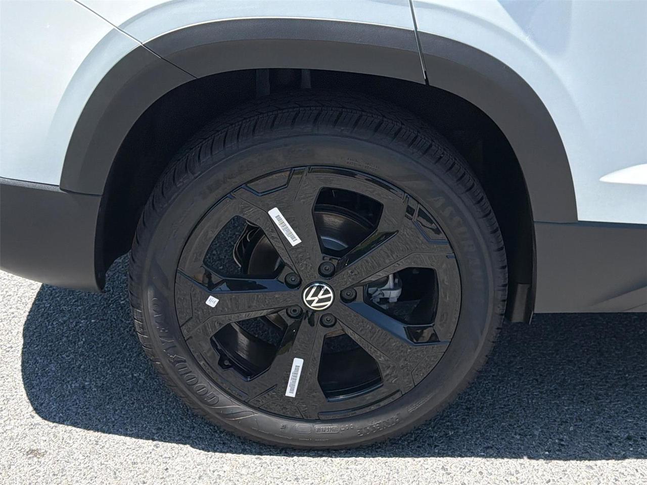 2026 Volkswagen Taos SE Black Hagerstown MD