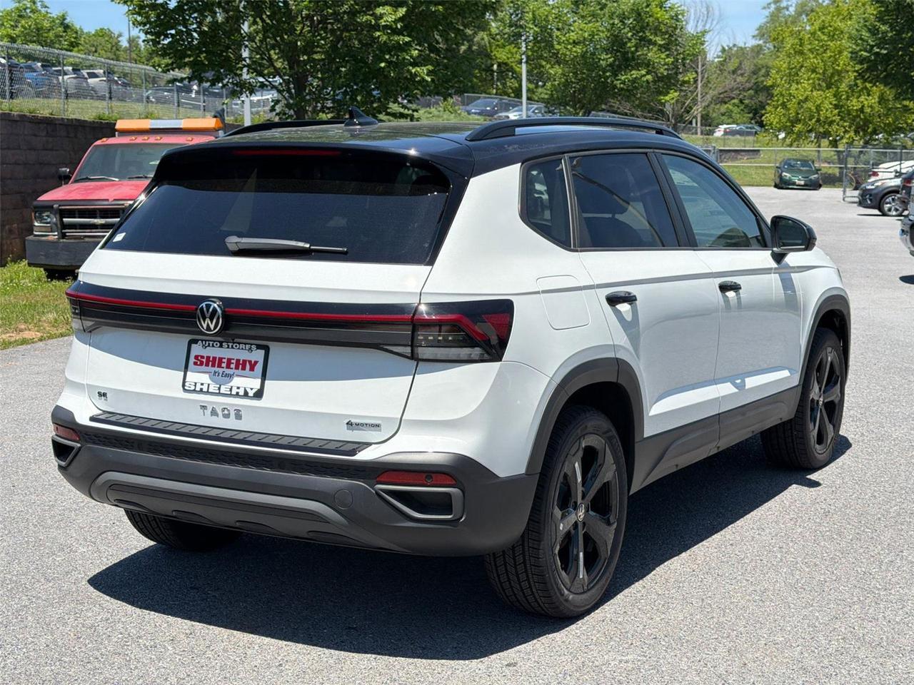 2026 Volkswagen Taos SE Black Hagerstown MD