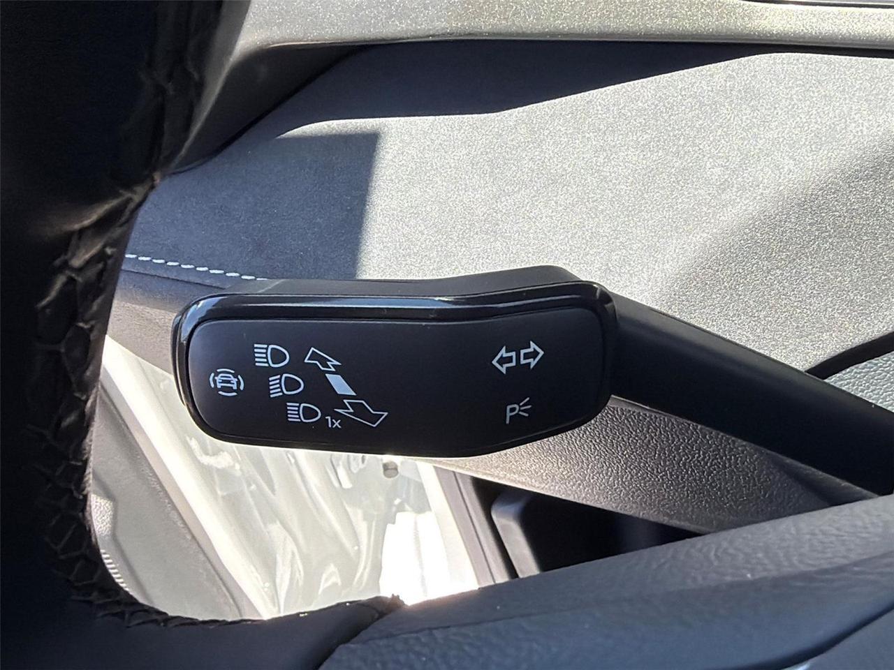 2026 Volkswagen Taos SE Black Hagerstown MD
