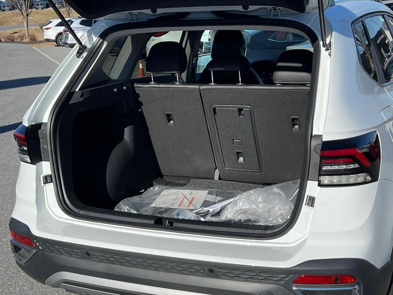 2026 Volkswagen Taos SE Hagerstown MD