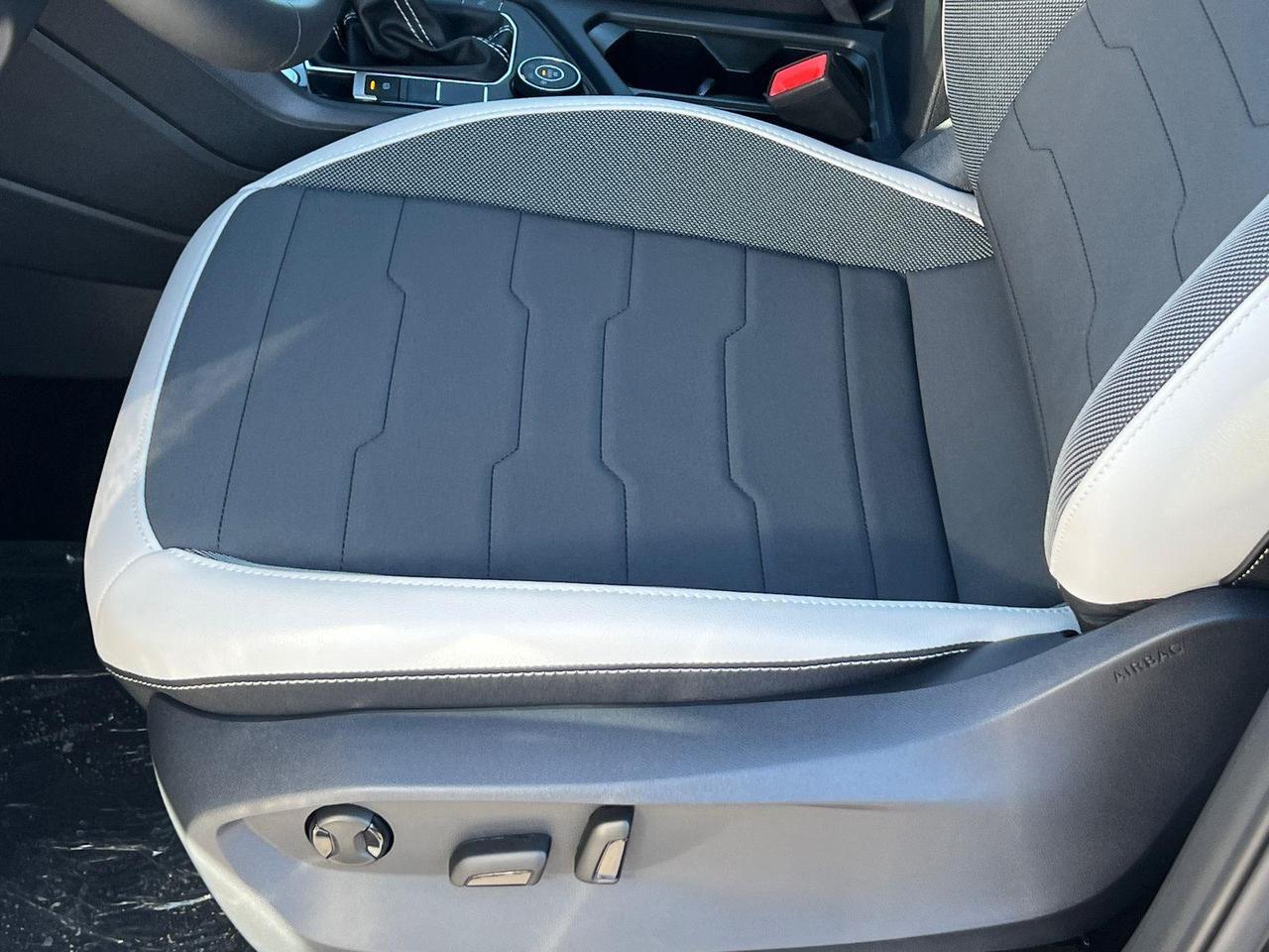 2026 Volkswagen Taos SE Hagerstown MD