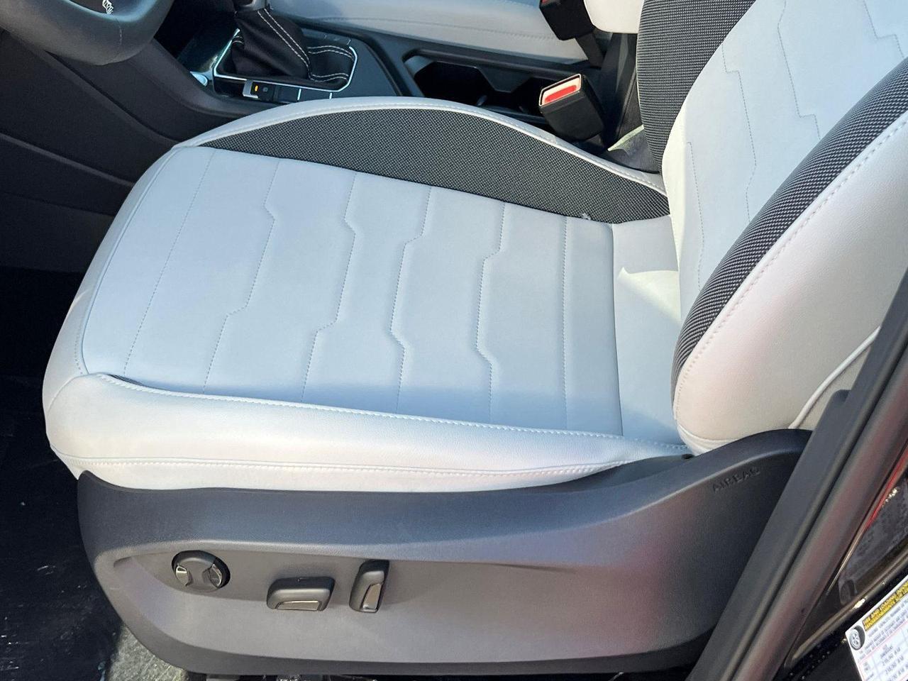 2026 Volkswagen Taos SE Hagerstown MD