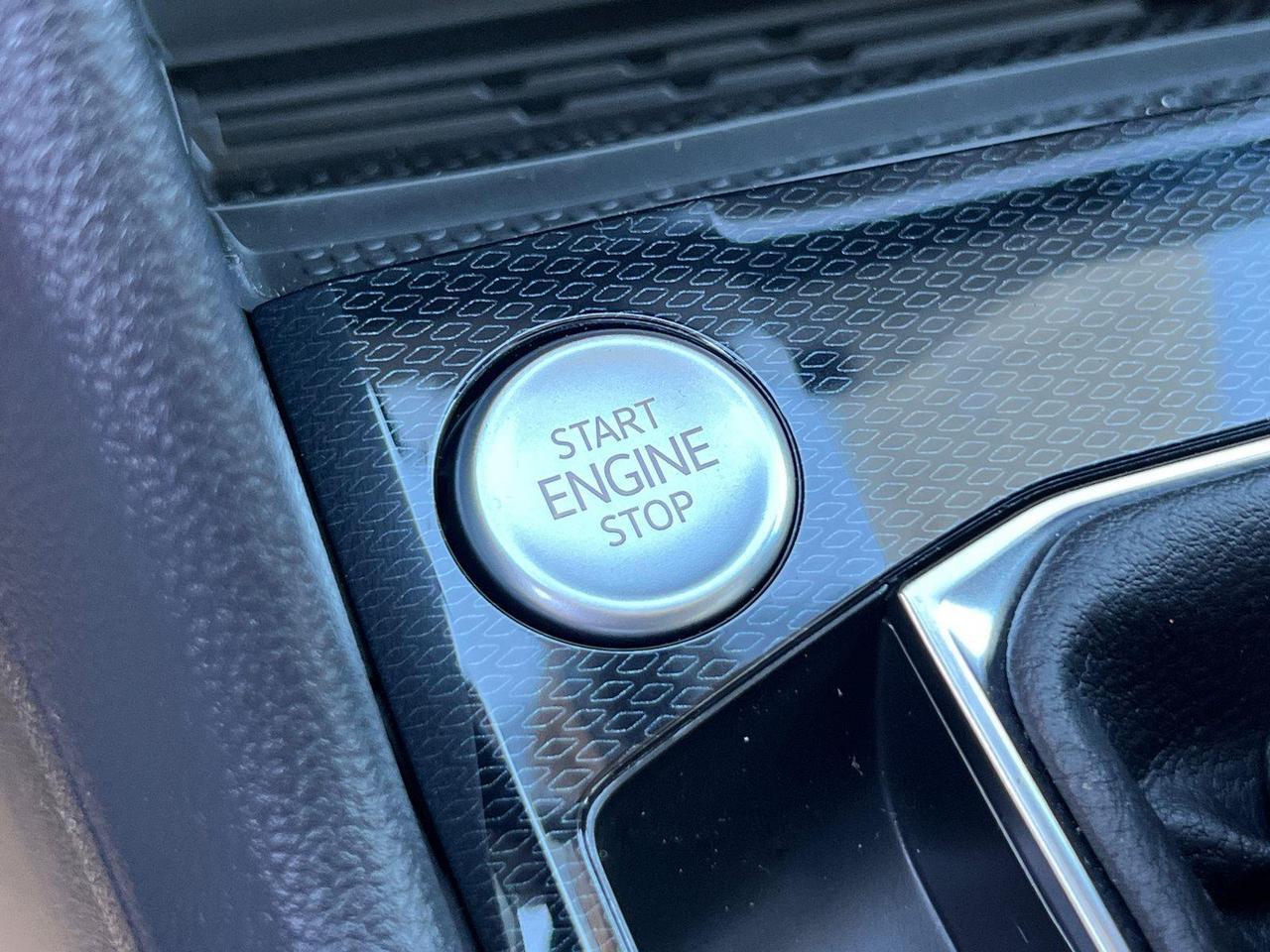 2026 Volkswagen Taos SE Hagerstown MD