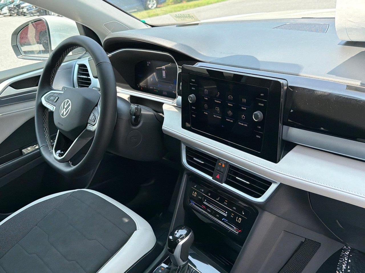 2026 Volkswagen Taos SE Hagerstown MD