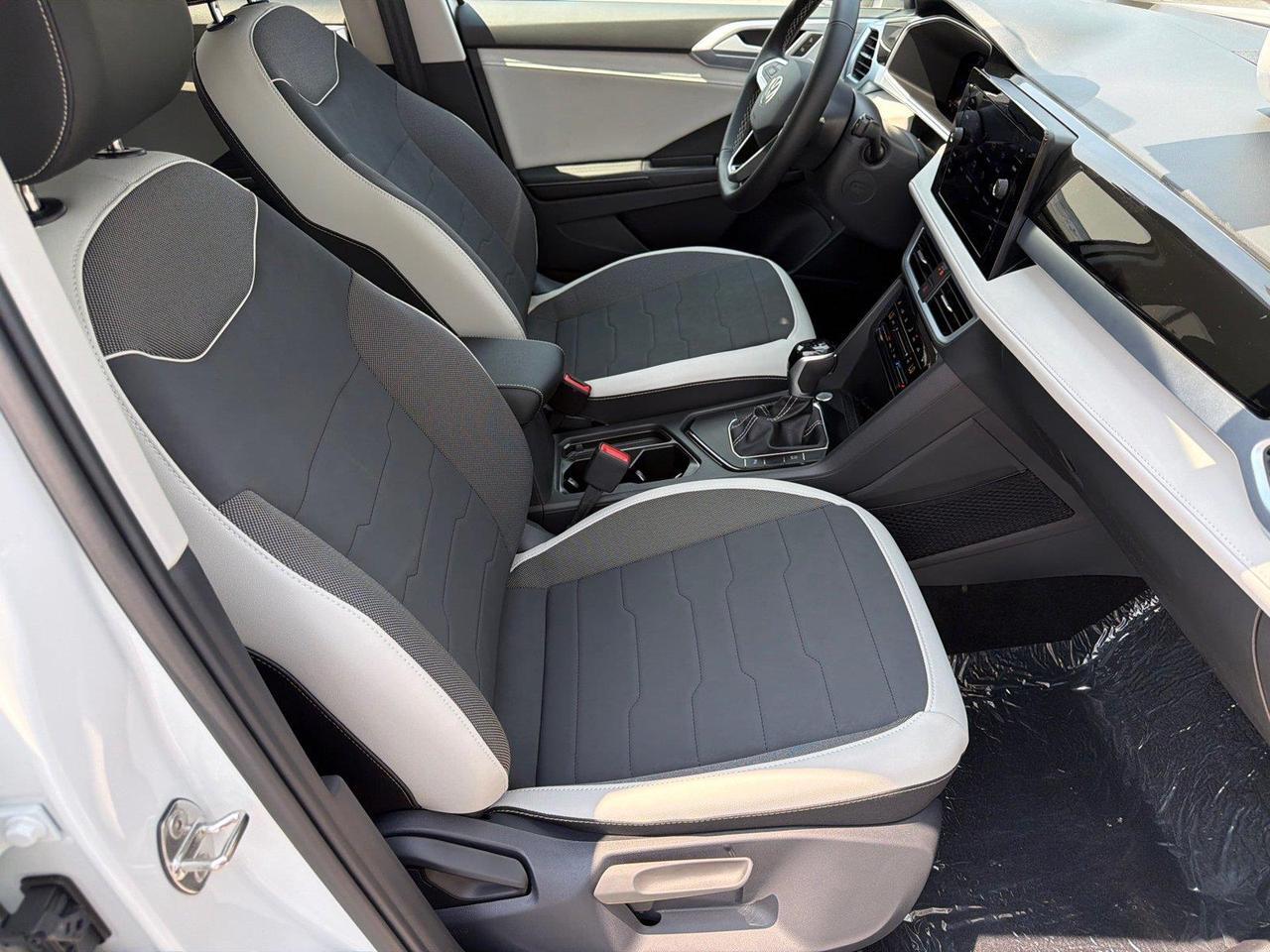 2026 Volkswagen Taos SE Hagerstown MD