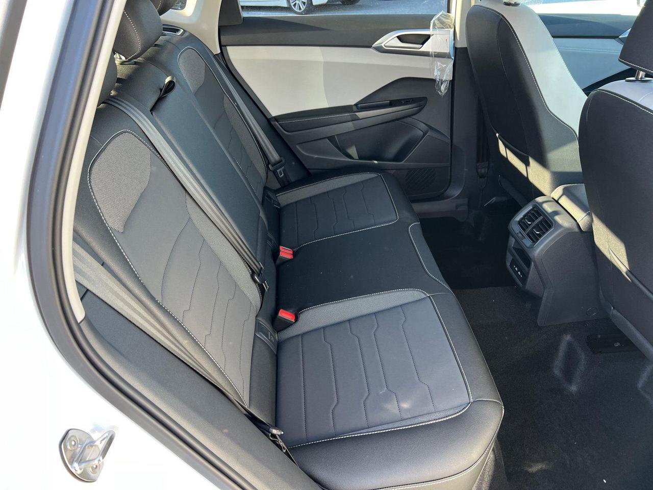 2026 Volkswagen Taos SE Hagerstown MD