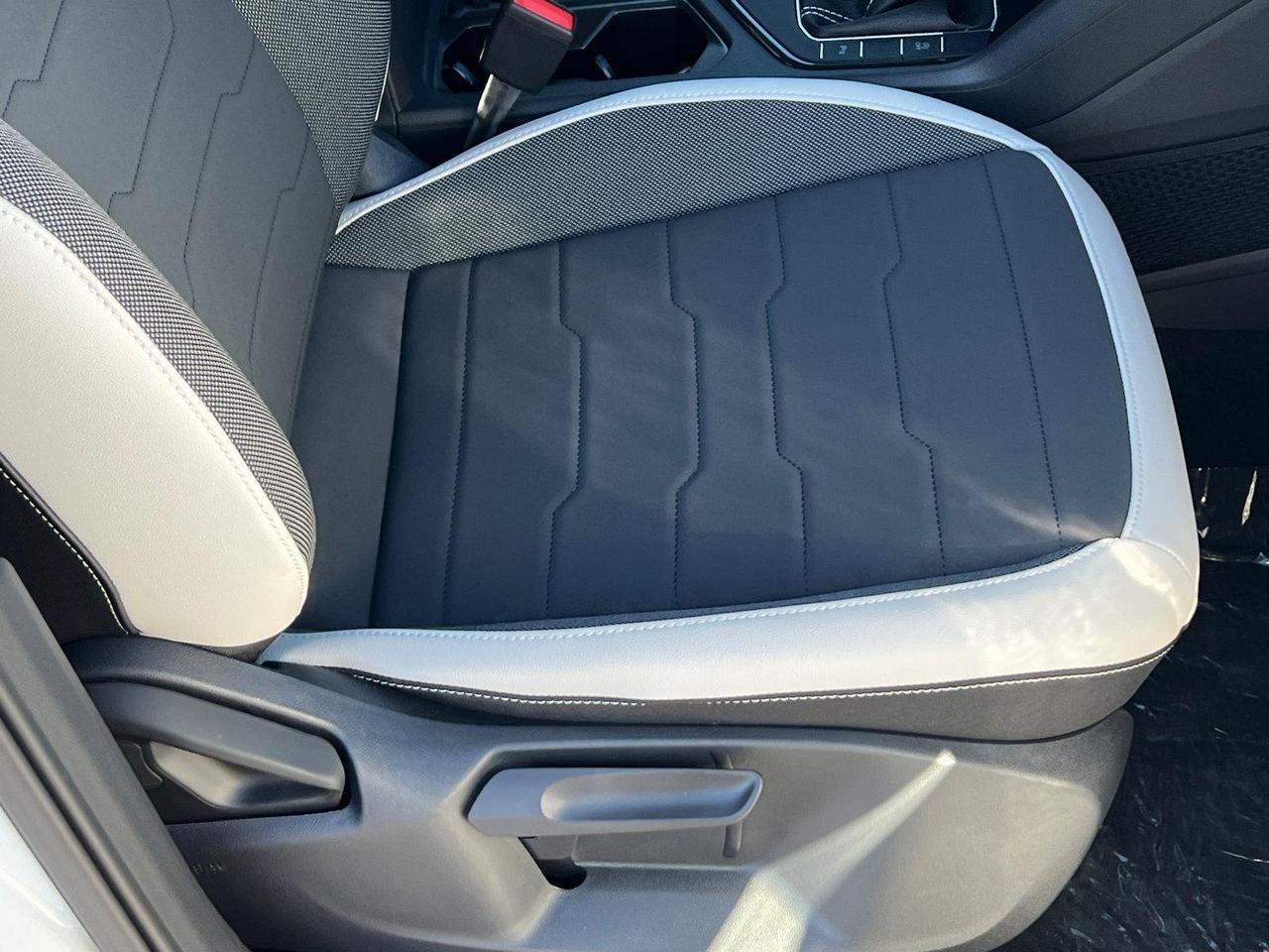 2026 Volkswagen Taos SE Hagerstown MD