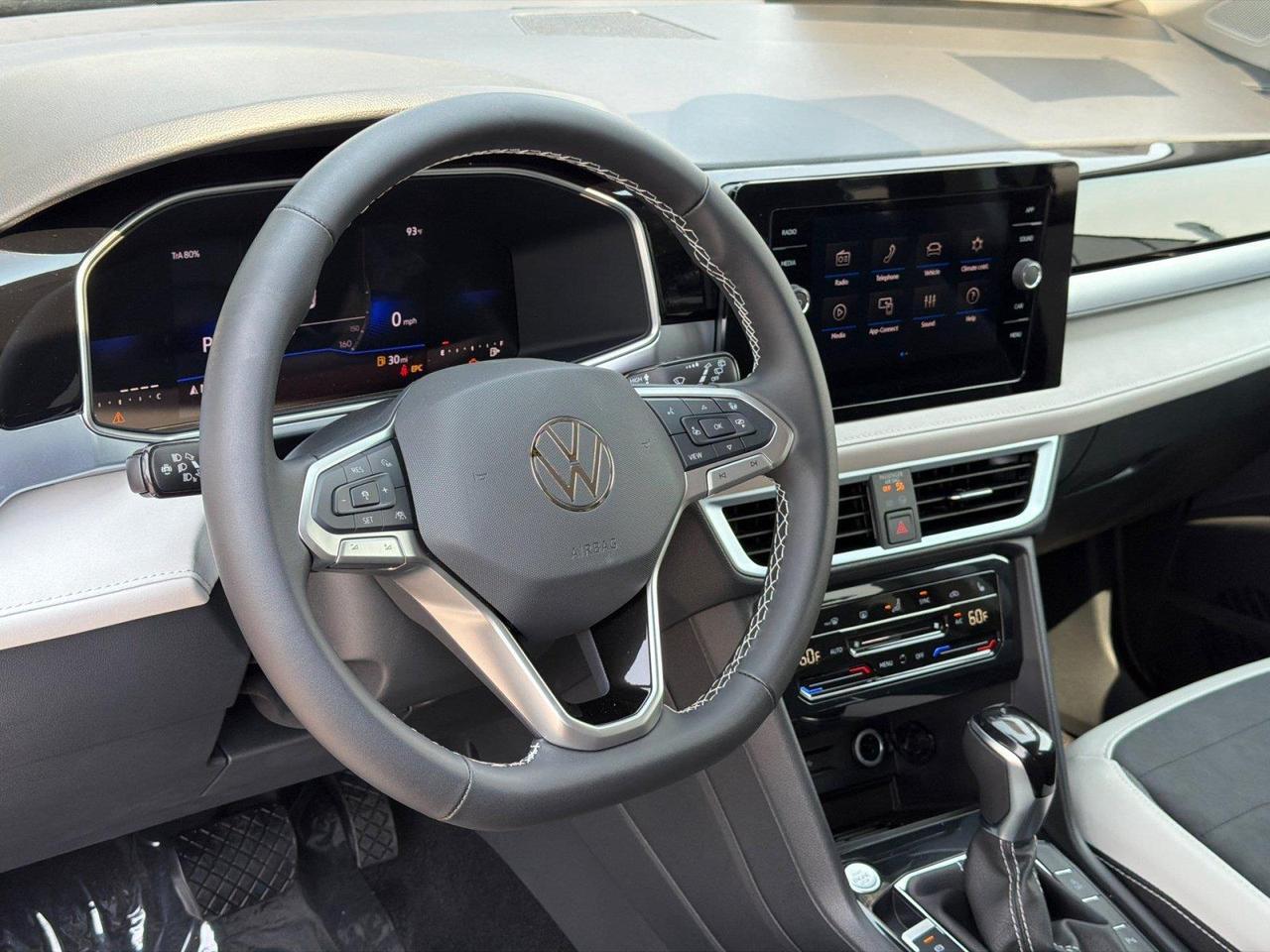 2026 Volkswagen Taos SE Hagerstown MD