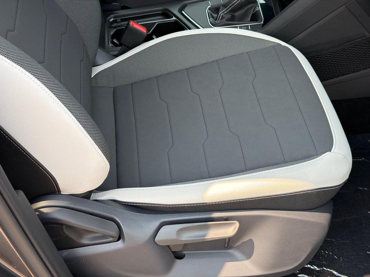 2026 Volkswagen Taos SE Hagerstown MD