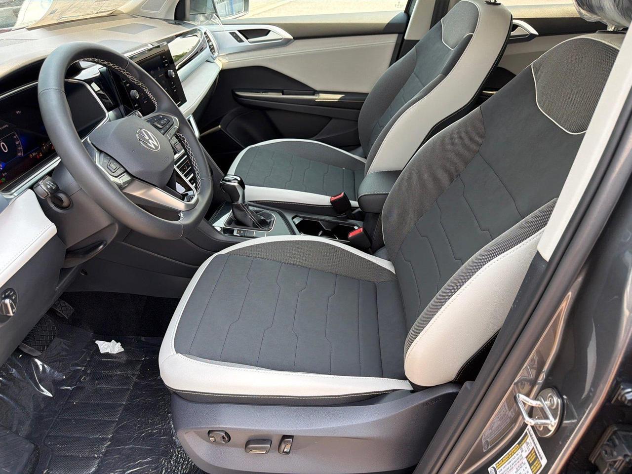 2026 Volkswagen Taos SE Hagerstown MD